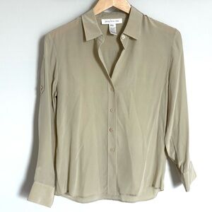 Jones New York Vintage 90s Beige 100% Silk Button Down Blouse Size 4